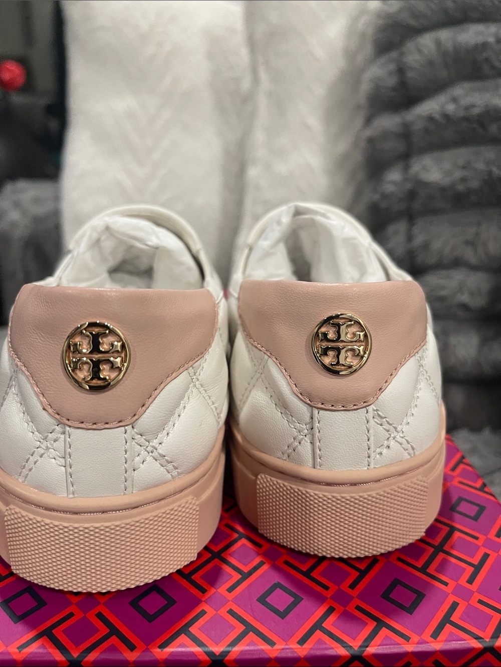 Tory Burch Quilted Slip-On Mules in White and Blush - Picture 4 of 4